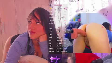  Karolin  online show from 04.17.26