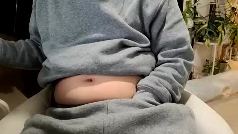 KI e697a5e69cac online show from 12.14.25