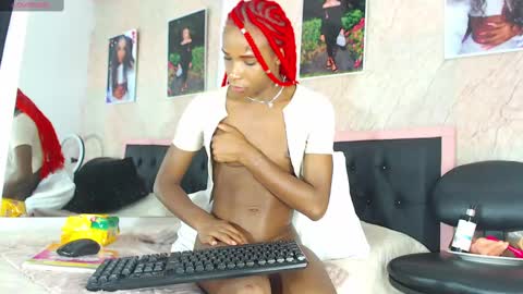 Snapshot of k_stormi_ chatting on 10.16.25 STORMI online show from 10.16.25