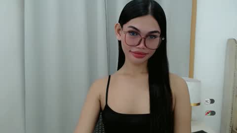 Snapshot of kaamy_dake chatting on 10.03.25 KAAMY online show from 10.03.25