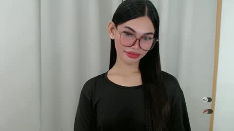 Snapshot of kaamy_dake chatting on 10.10.25 KAAMY online show from 10.10.25