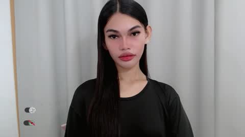 Snapshot of kaamy_dake chatting on 10.21.25 KAAMY online show from 10.21.25