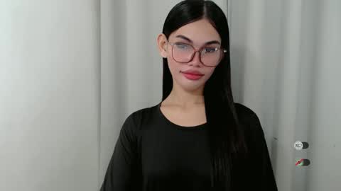 Snapshot of kaamy_dake chatting on 10.24.25 KAAMY online show from 10.24.25