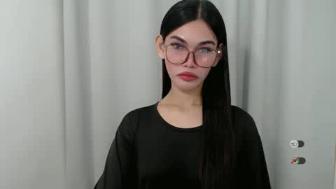 Snapshot of kaamy_dake chatting on 10.30.25 KAAMY online show from 10.30.25