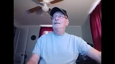 Snapshot of kabriggs137 chatting on 01.05.25 kabriggs137 online show from 01.05.25