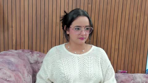 Kyelie online show from 12.06.24