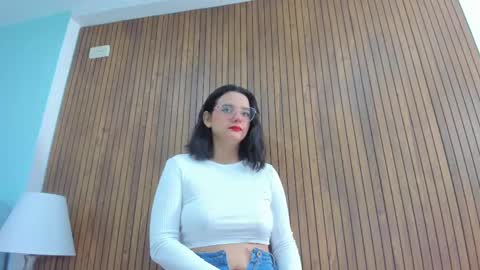 Kyelie online show from 02.20.25