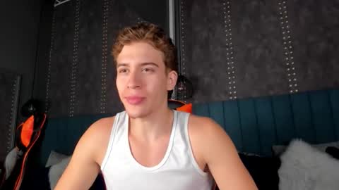 Snapshot of kael_brown1 chatting on 11.02.25 KAEL online show from 11.02.25