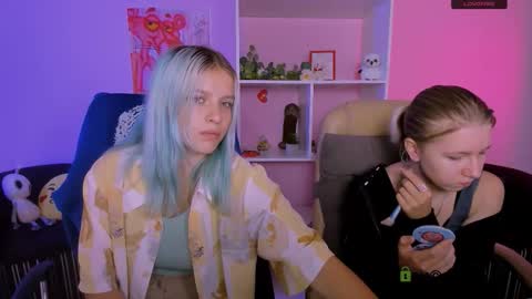 Snapshot of kaela_spell_ chatting on 09.25.25 kaela_spell_ online show from 09.25.25