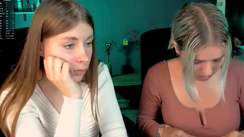 Snapshot of kaela_spell_ chatting on 09.26.25 kaela_spell_ online show from 09.26.25