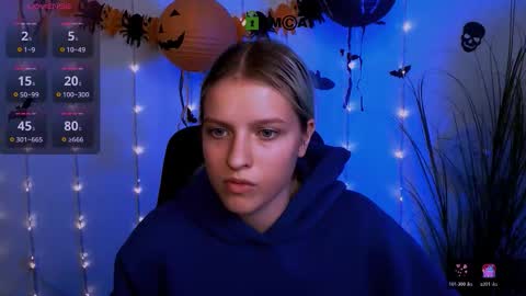 Snapshot of kaela_spell_ chatting on 10.30.25 kaela_spell_ online show from 10.30.25