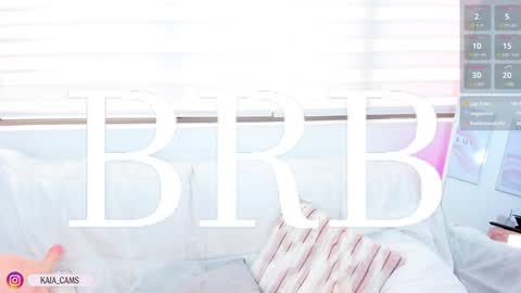 Snapshot of kaia_cam chatting on 12.03.24 online show from 12.03.24