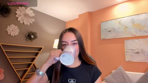 Snapshot of kaiaferreira chatting on 01.27.25 Kaia Ferreira online show from 01.27.25