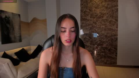 Snapshot of kaiaferreira chatting on 02.01.25 Kaia Ferreira online show from 02.01.25