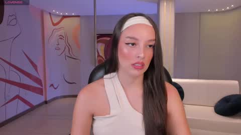 Snapshot of kaiaferreira chatting on 09.19.25 Kaia Ferreira online show from 09.19.25