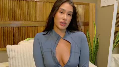 Snapshot of kaiawhite chatting on 06.13.26 kaiawhite online show from 06.13.26
