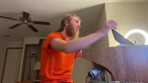 Kaiku77 online show from 03.18.26