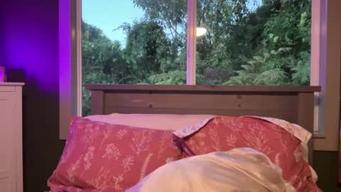 Snapshot of kaileeshy chatting on 01.28.25 Kailee Smile online show from 01.28.25