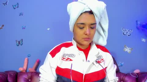 kaira_mosse_ online show from 04.11.26