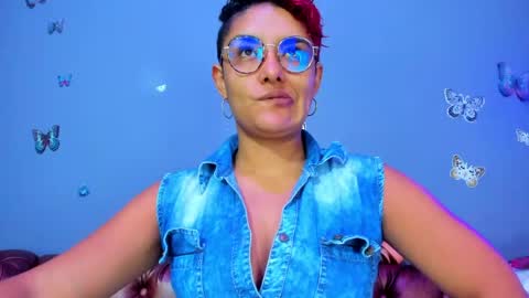kaira_mosse_ online show from 06.03.26