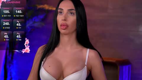 Snapshot of kairaandrews chatting on 10.26.25 Kaira online show from 10.26.25