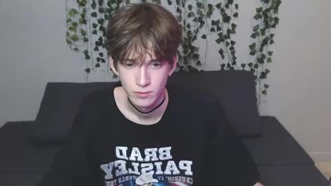 slutkai online show from 10.16.25