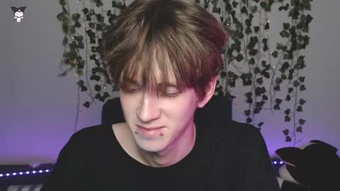 slutkai online show from 11.08.25