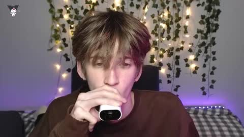 slutkai online show from 11.11.25