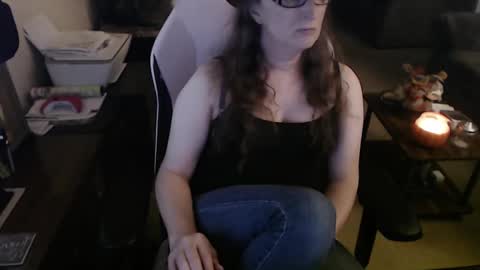 Snapshot of kait331 chatting on 09.28.25 Camprincess331 online show from 09.28.25