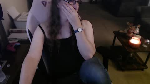 Snapshot of kait331 chatting on 10.04.25 Camprincess331 online show from 10.04.25