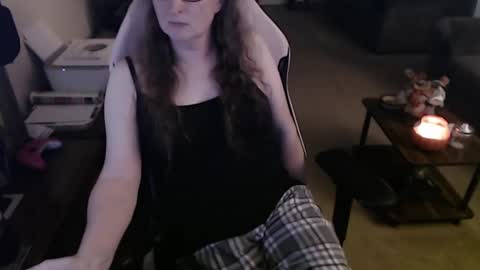 Snapshot of kait331 chatting on 10.06.25 Camprincess331 online show from 10.06.25