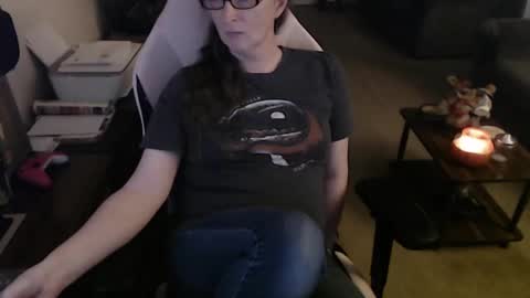 Snapshot of kait331 chatting on 10.07.25 Camprincess331 online show from 10.07.25