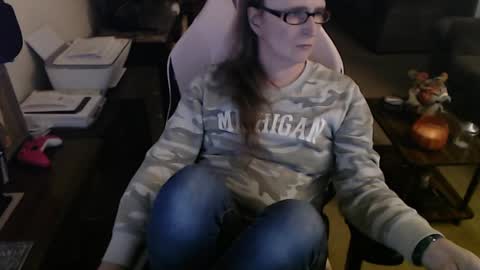 Snapshot of kait331 chatting on 11.02.25 Camprincess331 online show from 11.02.25