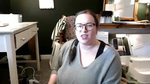 Snapshot of kaitrosss chatting on 04.27.26 kaitrosss online show from 04.27.26