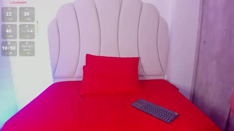 Kaity Lane online show from 12.20.25