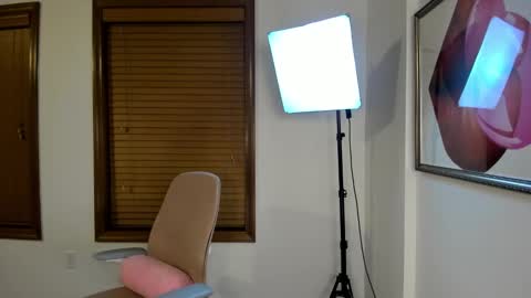 Kaiya    online show from 12.20.24