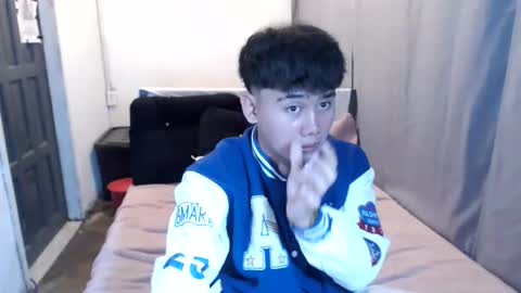 Snapshot of kaizou69 chatting on 11.18.25 kaizou69 online show from 11.18.25