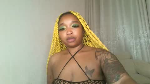 Snapshot of kakey_love chatting on 12.26.24 kakey love online show from 12.26.24