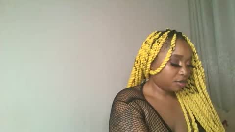 Snapshot of kakey_love chatting on 12.28.24 kakey love online show from 12.28.24