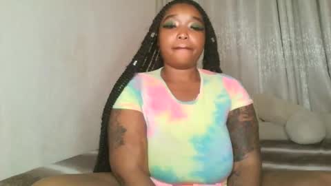 Snapshot of kakey_love chatting on 01.17.25 kakey love online show from 01.17.25