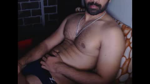 Vicky online show from 12.22.24