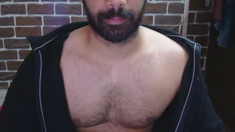 Vicky online show from 12.26.24