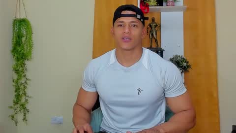 kale thomson online show from 01.08.25