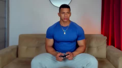 Snapshot of kale_tomson chatting on 02.07.26 kale thomson online show from 02.07.26