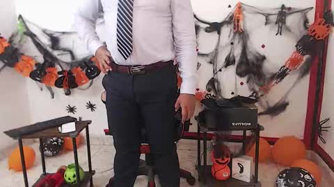 Kaleth online show from 10.22.25