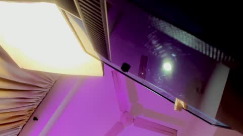 Snapshot of kalimonroee chatting on 12.12.24 KaliMonroe online show from 12.12.24