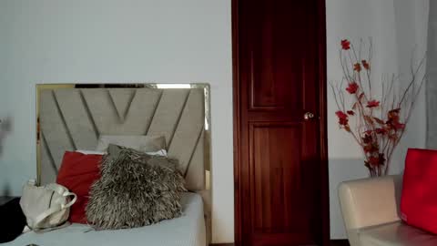 Snapshot of kalimonroee chatting on 12.20.24 KaliMonroe online show from 12.20.24