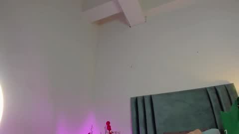 Snapshot of kalimonroee chatting on 01.10.25 KaliMonroe online show from 01.10.25