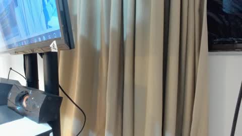 Snapshot of kalimonroee chatting on 01.17.25 KaliMonroe online show from 01.17.25