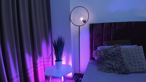 Snapshot of kalimonroee chatting on 01.30.25 KaliMonroe online show from 01.30.25